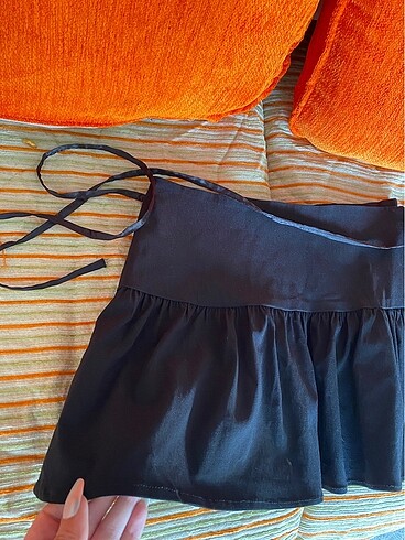 Zara Siyah pileli mini etek