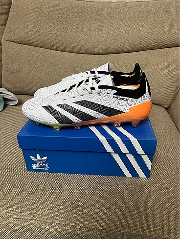 Adidas Predator Krampon