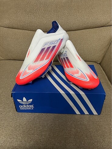 Adidas F50 Krampon