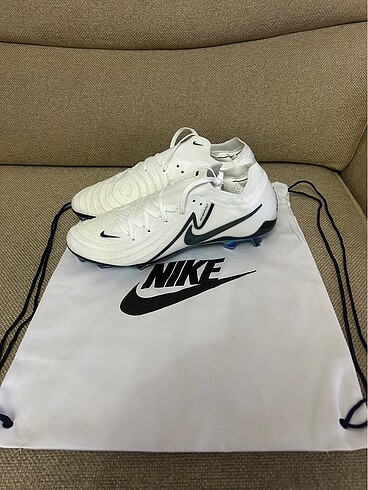 Nike Phantom GX2 Krampon