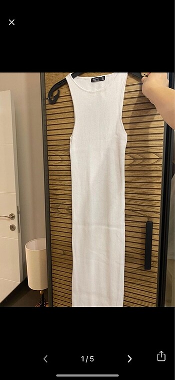 Bershka Elbise