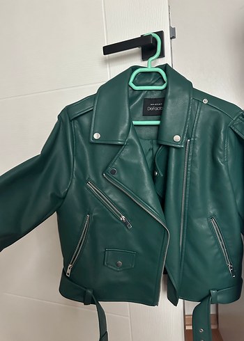 Kemerli Yeşil Kadın Deri Biker Ceket - Görsel 3