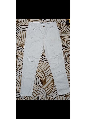 DeFacto mom fit beyaz yırtık pantolon