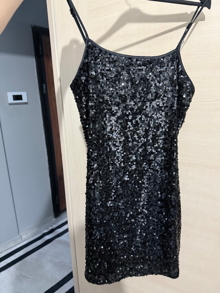 Siyah Payetli askılı Mini Elbise - Görsel 2