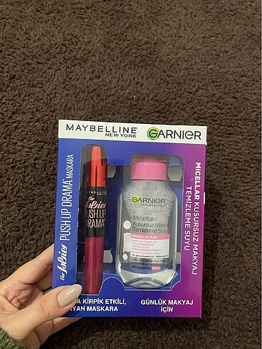 Maybelline Push Up Drama Maskara