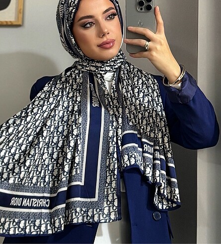 DİOR İPEK EŞARP