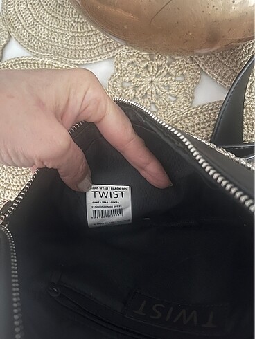  Beden siyah Renk Twist taşlı çanta