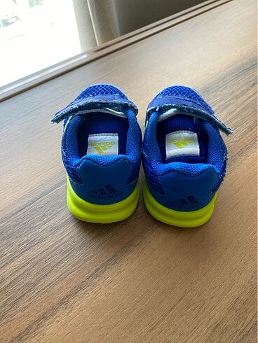 22 Beden Adidas bebek ayakkabısı