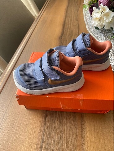 21 Beden Nike bebek ayakkabısı