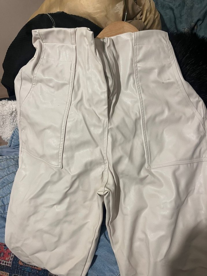 Kadın Bej Deri Kemerli Pantolon - Görsel 4