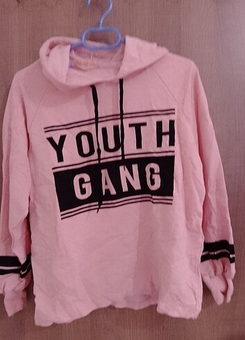 HİÇ GİYİLMEMİŞ SWEAT