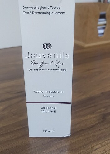 Jeuvenile retinol serum
