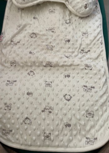 Nakışlı Beyaz Gri Bebek Uyku Seti - Görsel 3