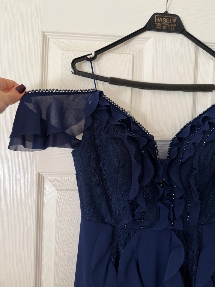 Kayık Yaka Lacivert Uzun Kadın Abiye Elbise - Görsel 4