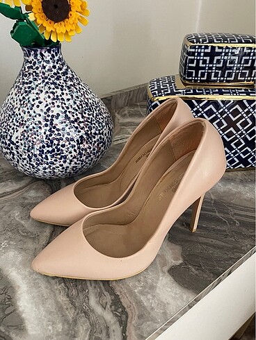 Diğer Stiletto