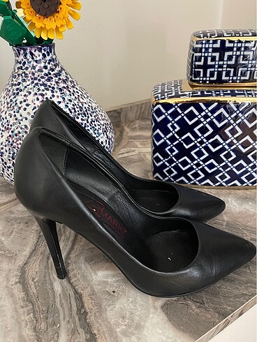 37 Beden siyah Renk Stiletto