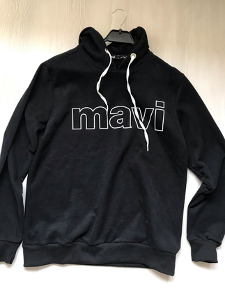 Mavi etiketli mağaza ürünü