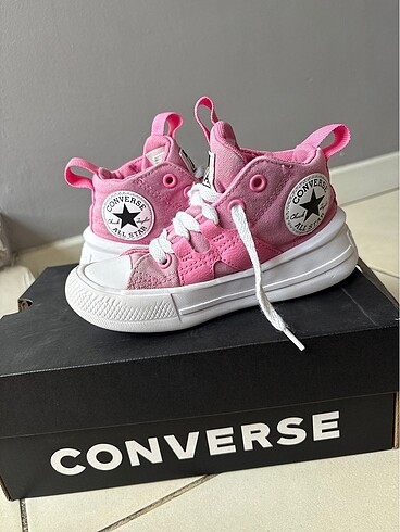 27 Beden pembe Renk Converse kız çocuk ayakkabı