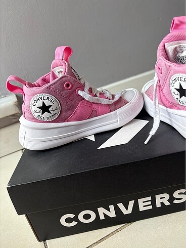 27 Beden Converse kız çocuk ayakkabı