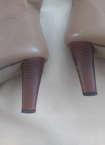 37 Beden camel Renk MNG çizme