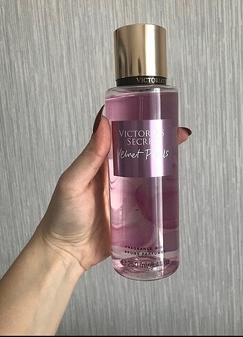 Victoria s Secret Victoria Secret vücut spreyi 