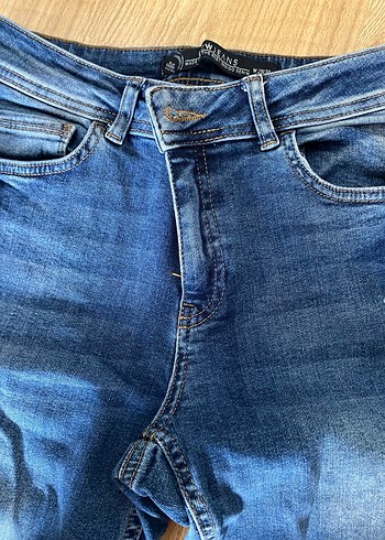 Mavi Düğmeli Kadın Midi Kot Pantolon - Görsel 3