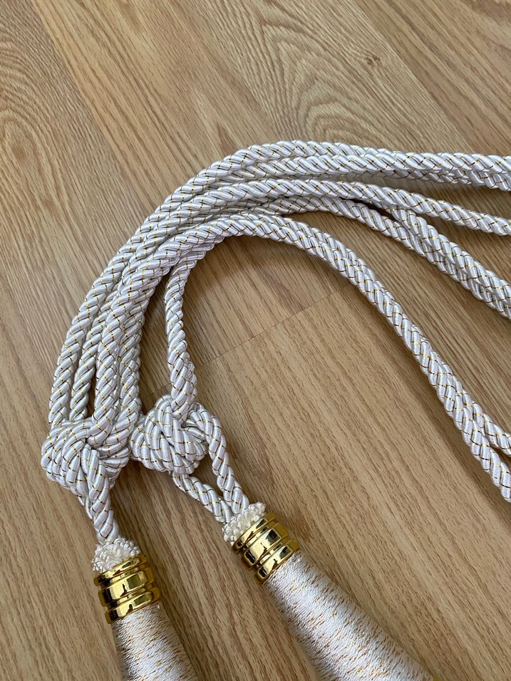 Gri İşlemeli Beyaz Perde Püskülü - Görsel 3