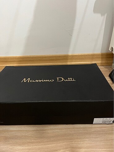 37 Beden Massimo dutti çizme