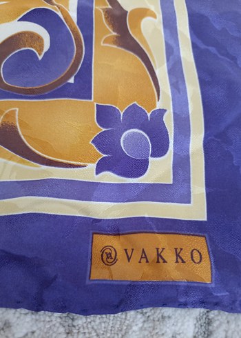 Vakko Vakko Eşarp