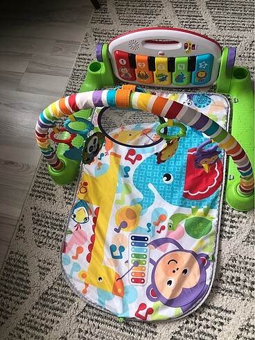 Fisher price piyanolu oyun halısı