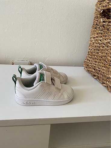 Adidas 21 numara