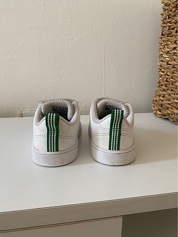 21 Beden Adidas 21 numara