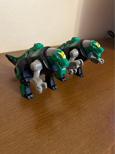 Topshop Robot dinozor