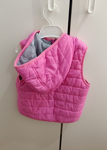 Kız Çocuk Pembe Kapüşonlu Fermuarlı Yelek - Görsel 2