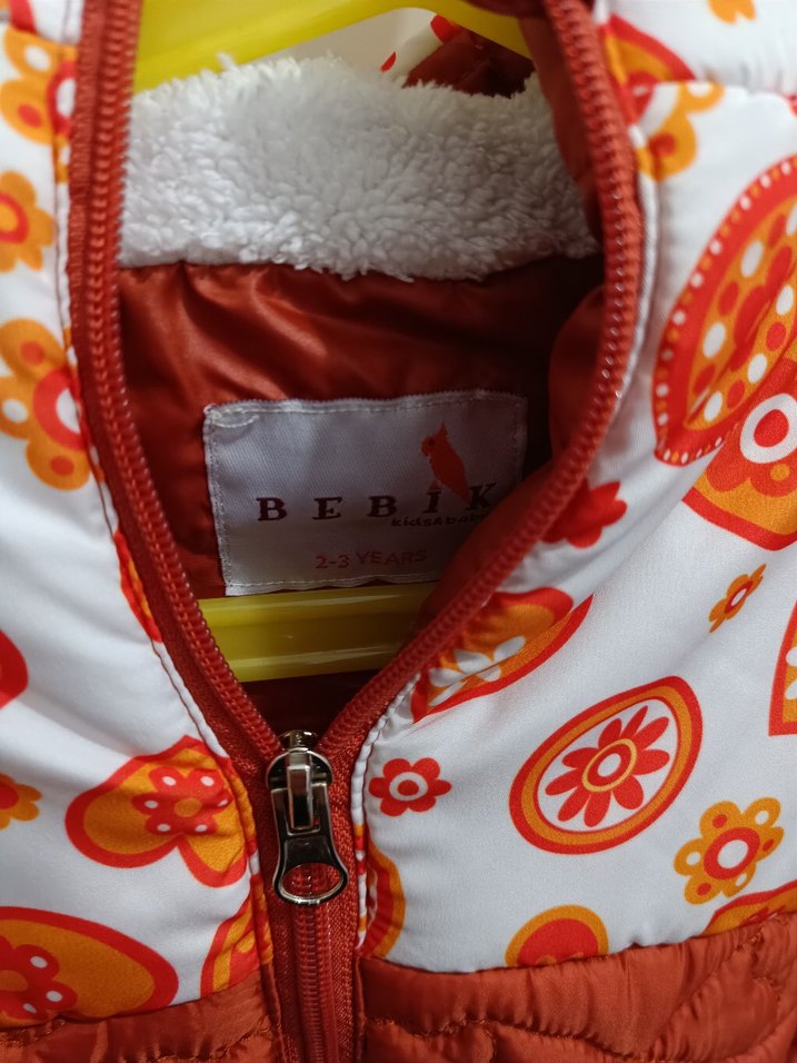 Kız Çocuk Renkli Fermuarlı Yelek - Görsel 3