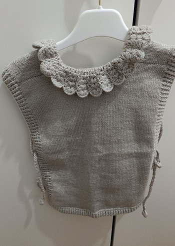 Kız Çocuk Gri Örgü Yelek - Görsel 2