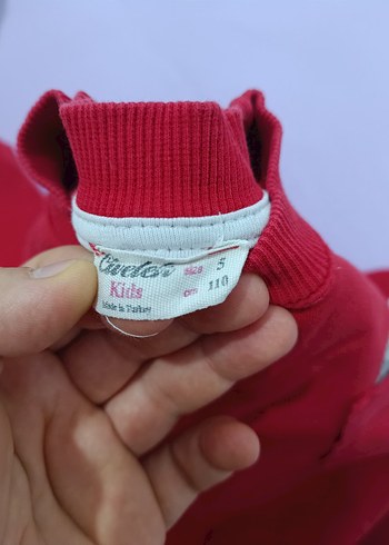 Erkek Çocuk Kırmızı Düğmeli Sweatshirt - Görsel 2