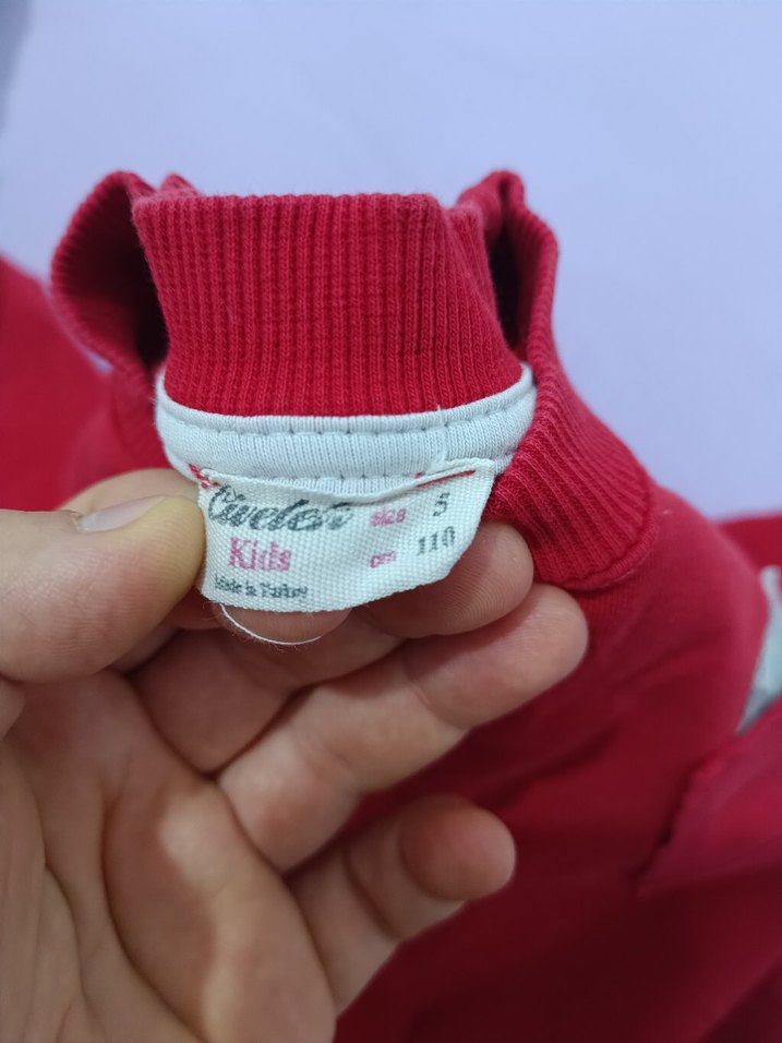 Erkek Çocuk Kırmızı Düğmeli Sweatshirt - Görsel 2