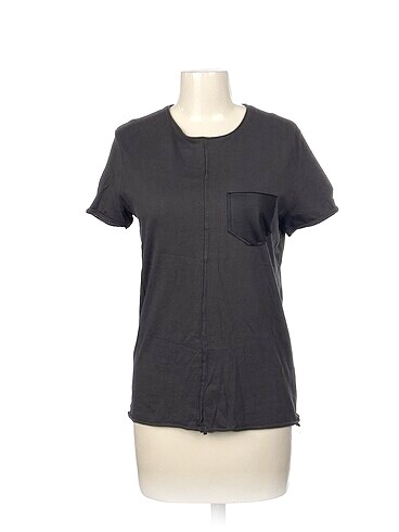 Diğer T-shirt %70 İndirimli.