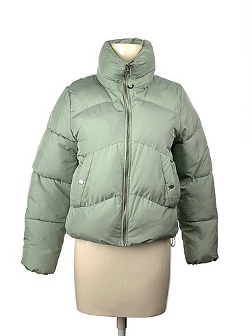Bershka Mont %70 İndirimli.