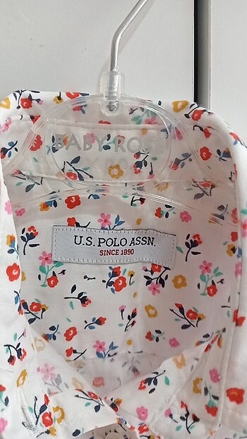 U.S Polo Assn. Polo markasına ait gömlek 