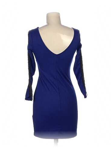 s Beden PreLoved Kısa Elbise %70 İndirimli.