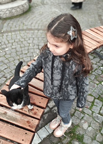 Gri Kapüşonlu Bağcıklı çocuk Kazak - Görsel 9