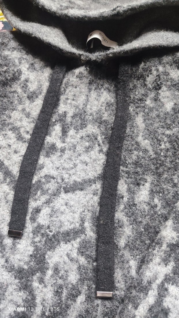 Gri Kapüşonlu Bağcıklı çocuk Kazak - Görsel 3