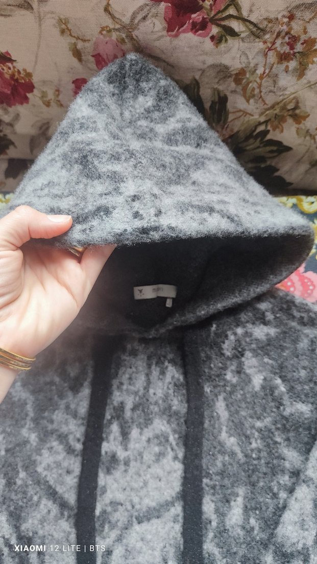 Gri Kapüşonlu Bağcıklı çocuk Kazak - Görsel 4