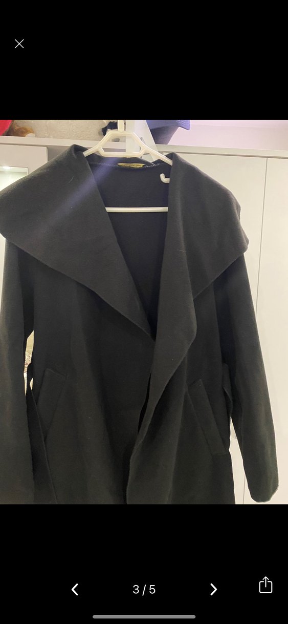 Siyah Kuşaklı Kadın Kaban - Görsel 3