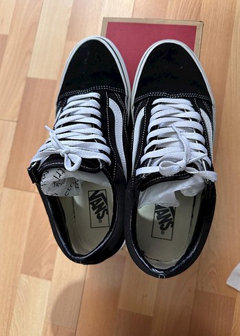 42.5 Beden Vans erkek Siyah-Beyaz Spor Ayakkabı