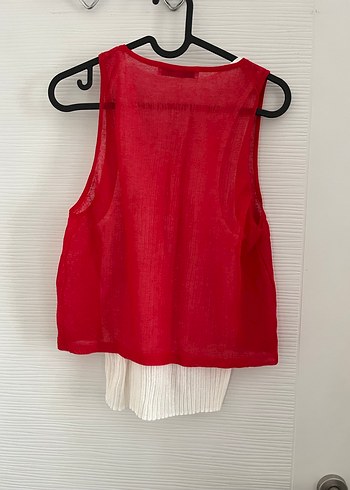 Kırmızı Pileli Kolsuz - Görsel 3