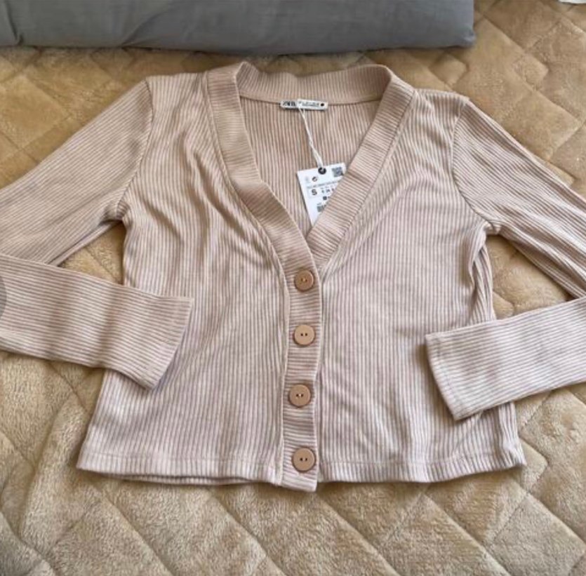 Bej Kısa Kollu Düğmeli Kadın Hırka - Görsel 2