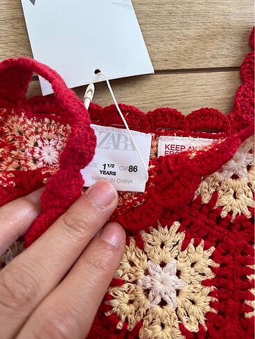 Kırmızı elbise - Görsel 3